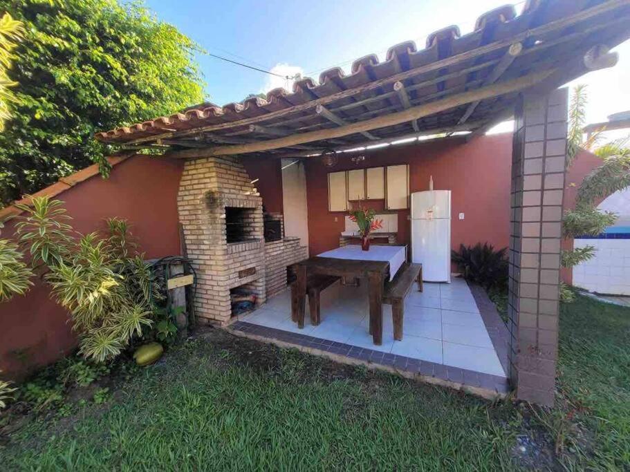 Casa De Piscina -60 M Da Praia, 3/4 Cond. Holiday home